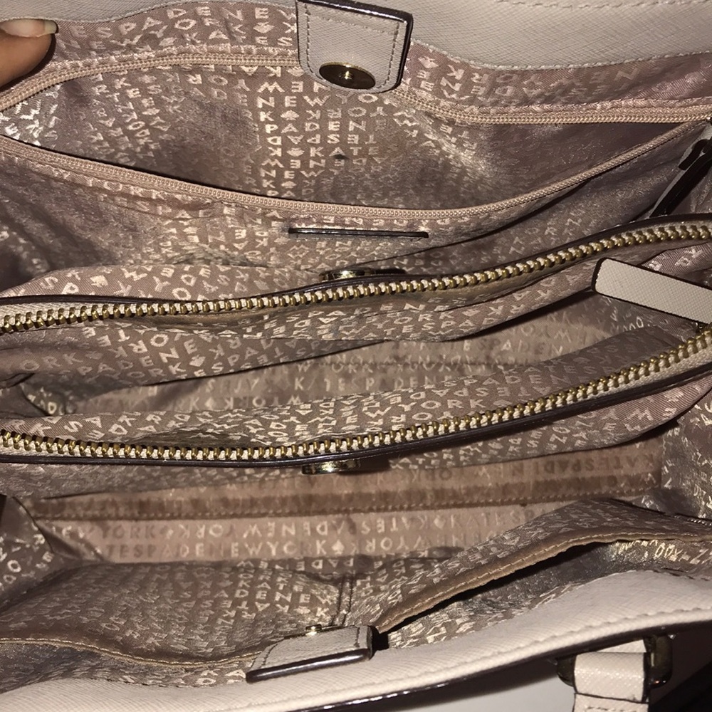Kate Spade Purse - Picture 3 of 6